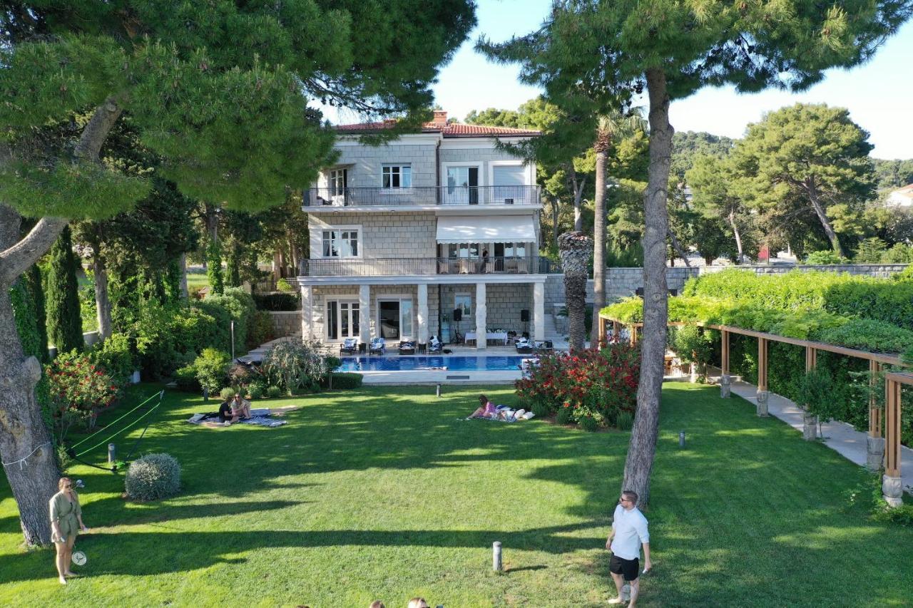 Villa Diocletian Split Exterior photo